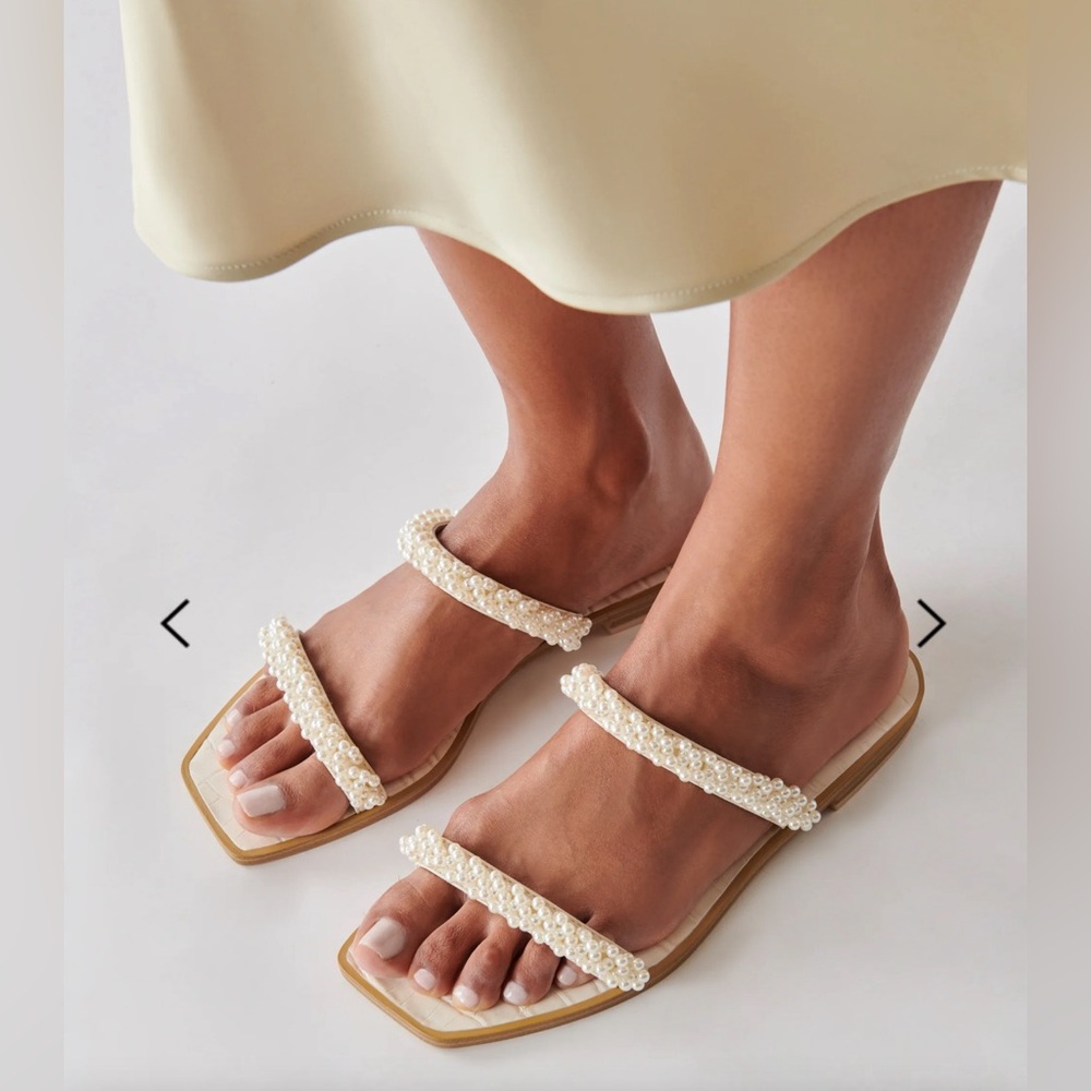 Dolce Vita Ivee Pearl Sandal